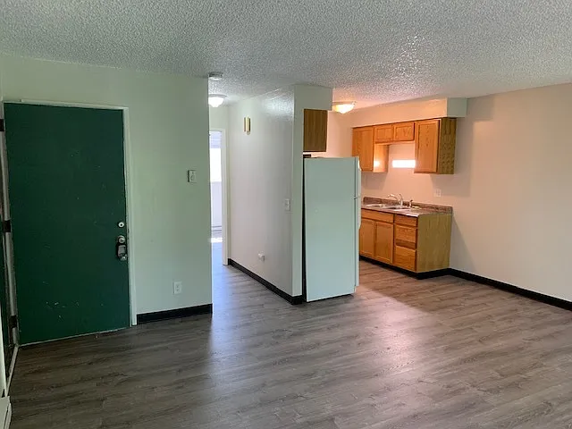 340 NE 100th Ave — Photo 7