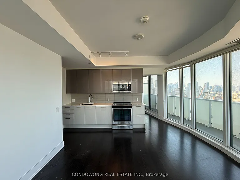 403 Church St #3705 — Photo 2
