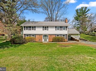 7401 Miller Fall Rd, Rockville, MD 20855