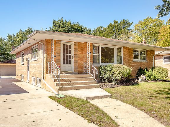 2nd image of 10020 Alice Ct