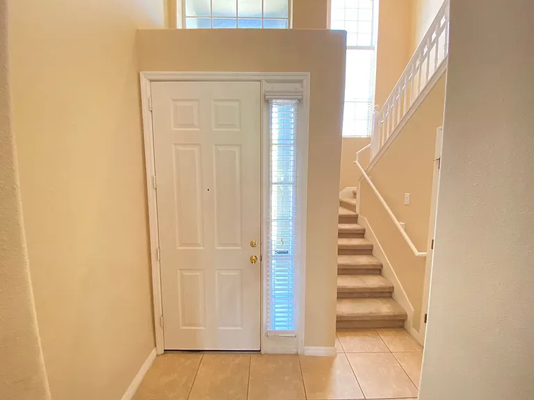 519 Terrace Spring Dr — Photo 2