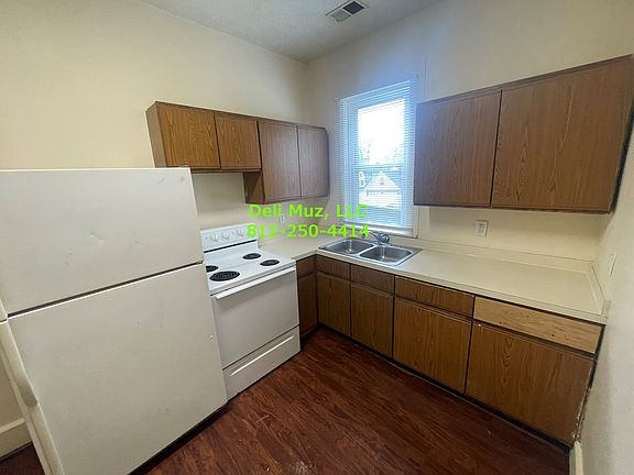 4th image of 117 E Chandler Ave #B