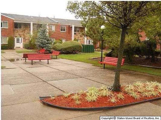 Sold by Hometime Realty | media 19