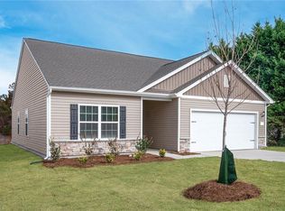 221 Macintosh Dr, King, NC 27021