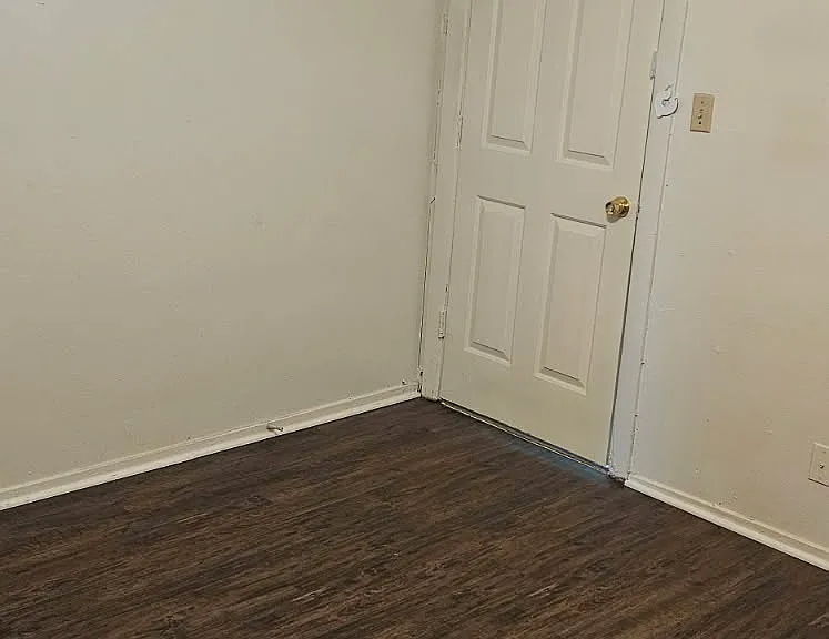 6821 Trail Lake Dr — Photo 7