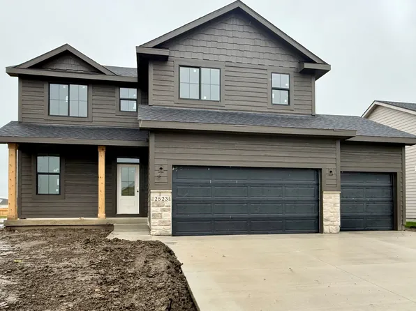 2523 NW North Creek Ct, Ankeny, IA 50023