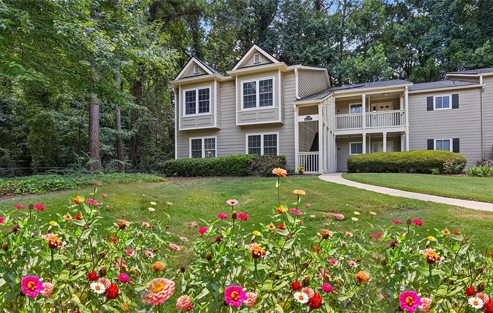 1st image of 31 Doranne Ct SE
