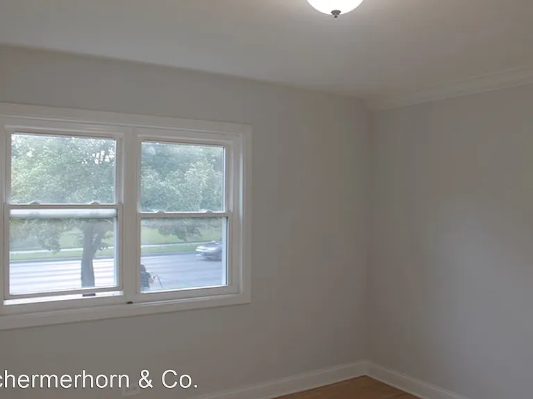 419 Ridge Ave — Photo 16
