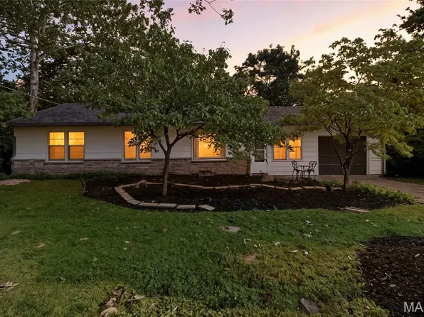 1349 Debeth Ln, Arnold, MO 63010