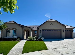 14407 Addleston Ln, Bakersfield, CA