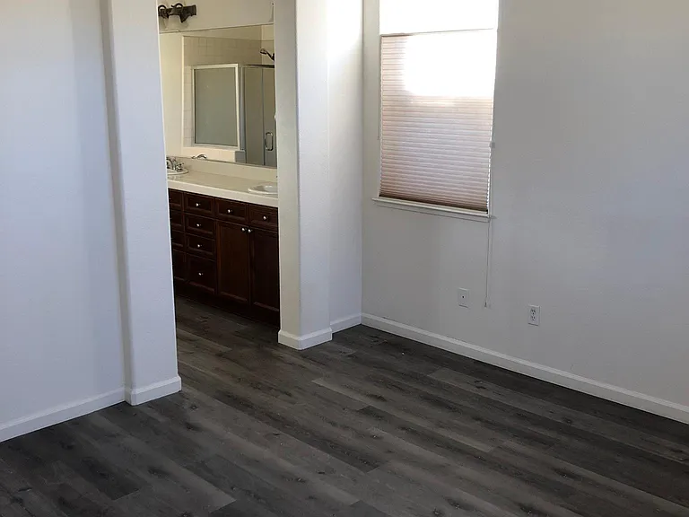 2595 Perryville Dr — Photo 6