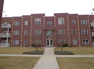 385 7th Ave S APT 202, Fargo, ND 58103