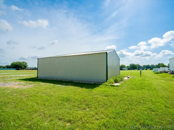 114445 S 4201st Dr, Checotah, OK 74426