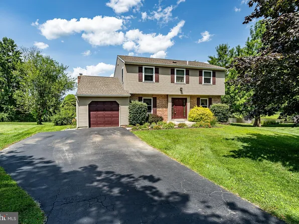 104 Glamorgan Ct, Exton, PA 19341