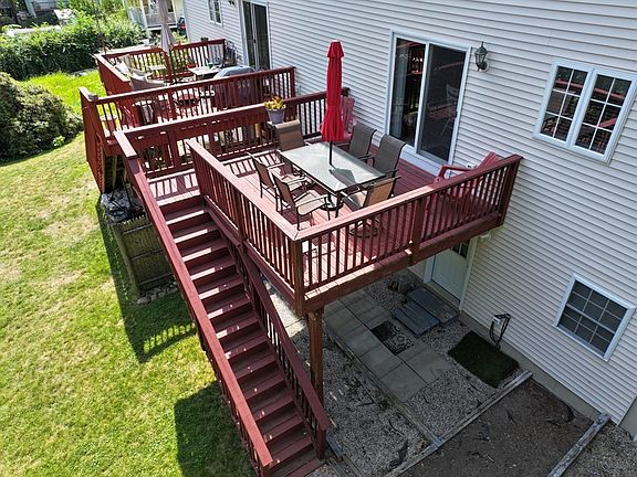 4th image of 48 16th Ave Unit 48