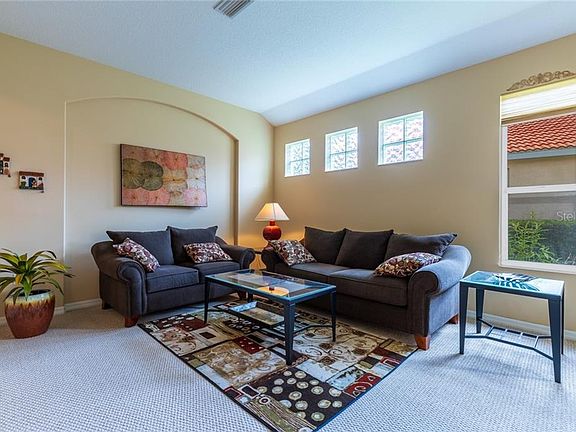 2nd image of 5115 Hanging Moss Ln