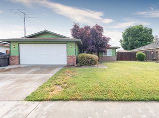 382 S Maricopa St, Tulare, CA 93274