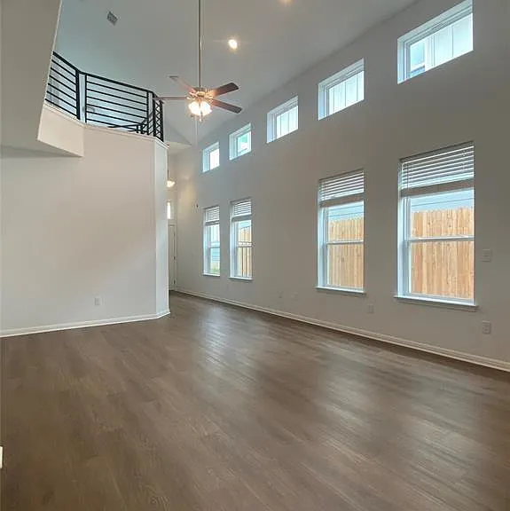 11105 El Capitan Dr — Photo 2