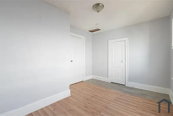 359 Clarendon Ave — Photo 27