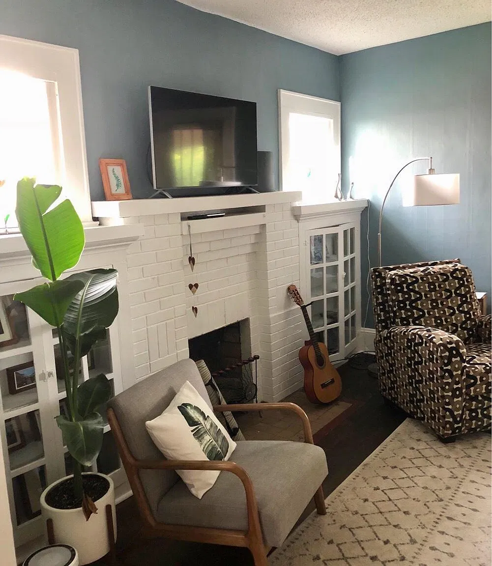 423 W Locust St — Photo 4