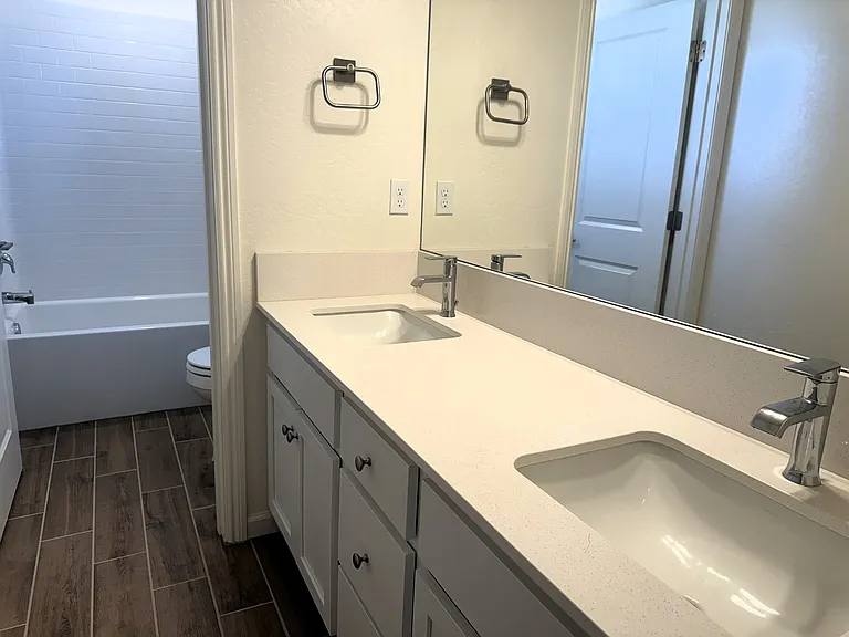 2040 N Brindac Ln — Photo 15