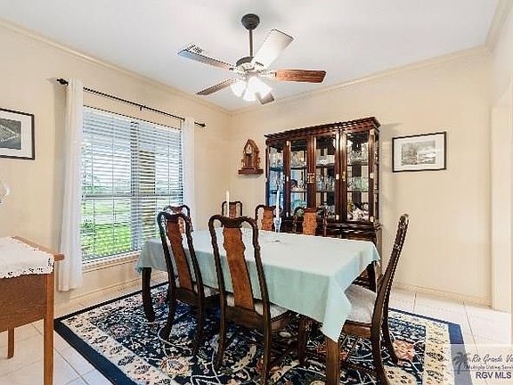 5th image of 517 Valley Oak Cir