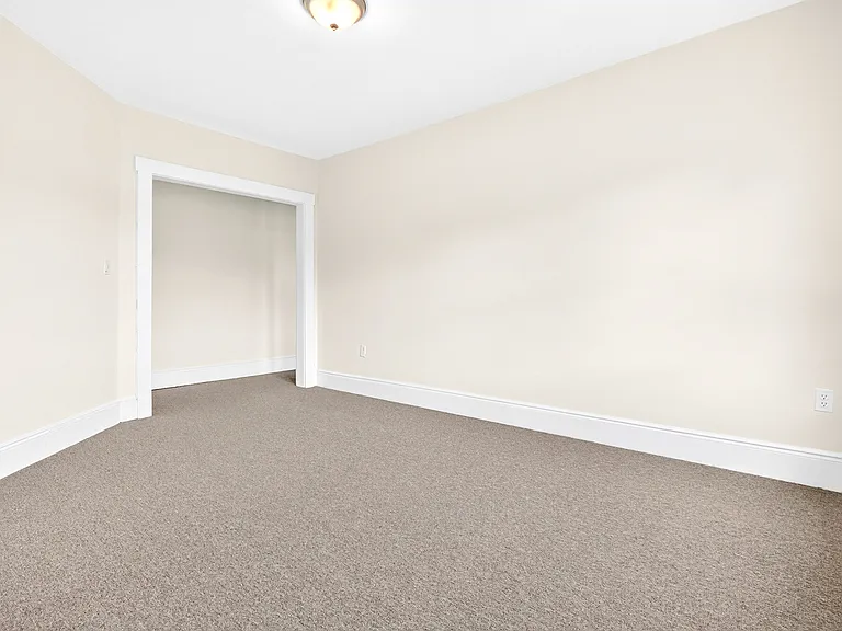 825 Main St #A — Photo 26