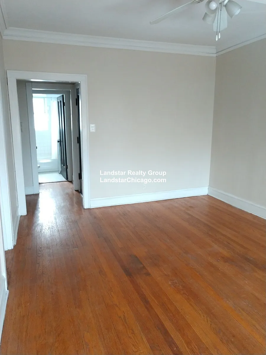 Building Photo - 4318 N Spaulding Ave #3