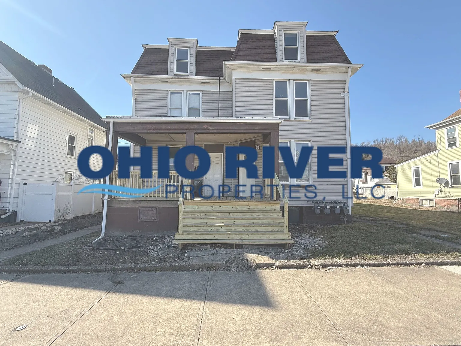 1 bed, 100 sqft, $725 — Photo 1