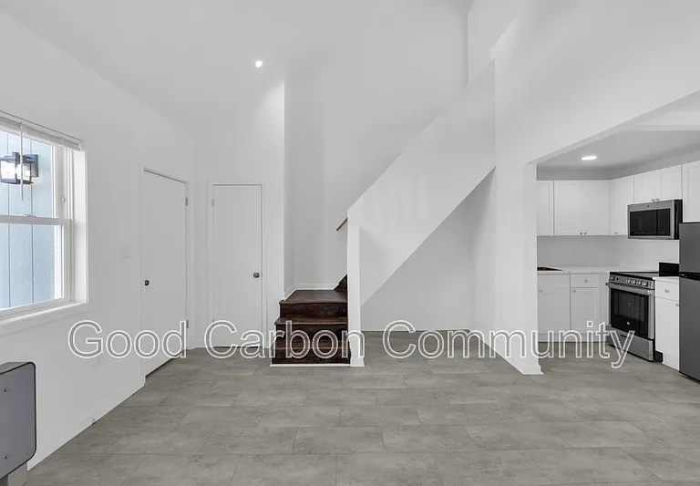 209 Summer St #LOFT — Photo 1