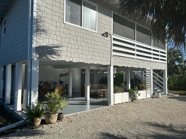 6711 Sunrise Ln, Bokeelia, FL 33922