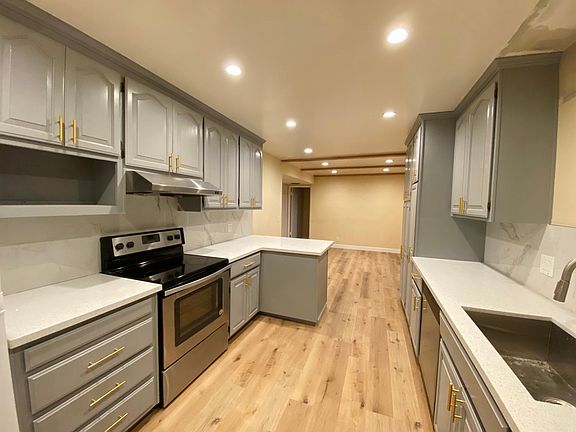 5th image of 2838 Ponderosa Way