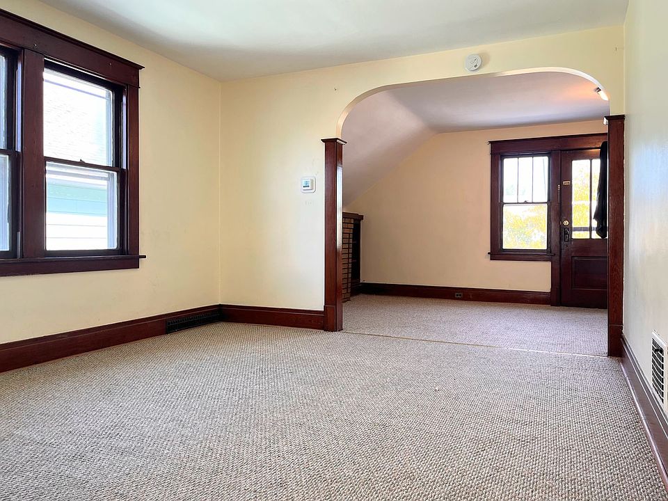 1st image of 253 Shirley Ave Floor 2