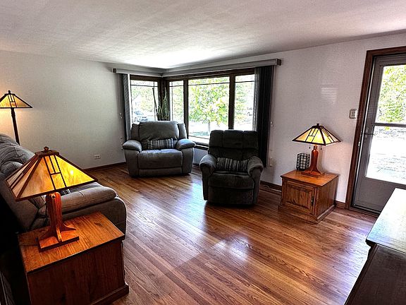 4th image of 6877 176th St