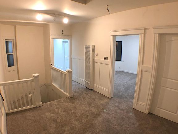 2nd image of 27 Auburn St