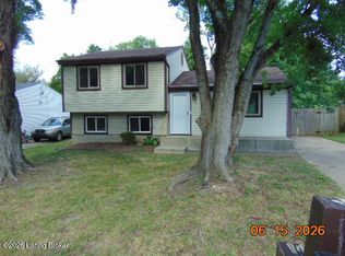 4815 Redmon Ct, Louisville, KY 40291