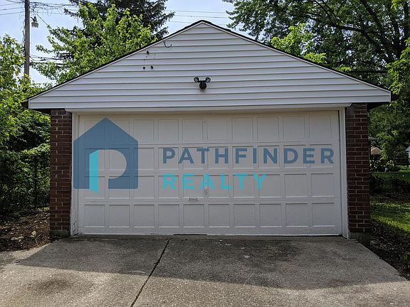5th image of 2801 Woodway Ave