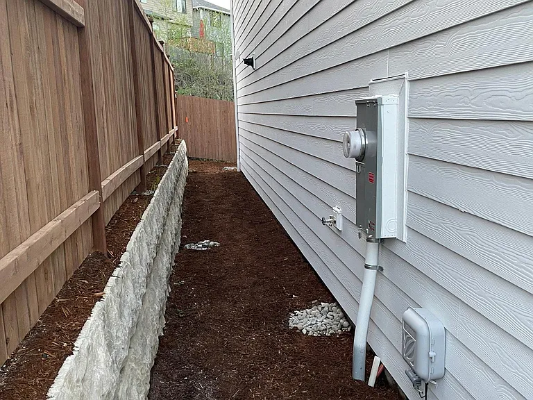 315 207th St SE — Photo 3