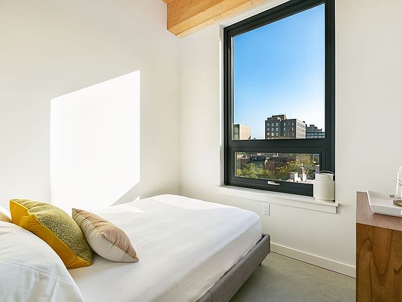 4th image of 360 Wythe Ave APT 408