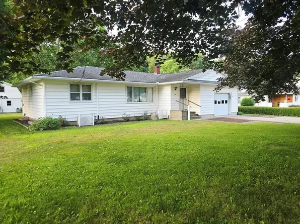 303 McDuffee St, Sayre, PA 18840