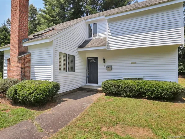 5 Tamarack Lane #5, Simsbury, CT 06070
