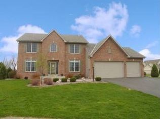 18383 Thury Hl N, Maple Grove, MN 55311