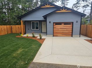 24007 V Ln, Ocean Park, WA 98640