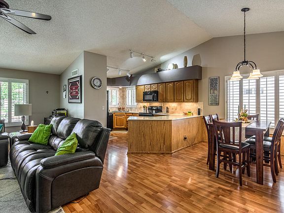 5th image of 2439 Leisure World