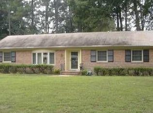 1731 Forest Glen Rd, Henrico, VA 23228