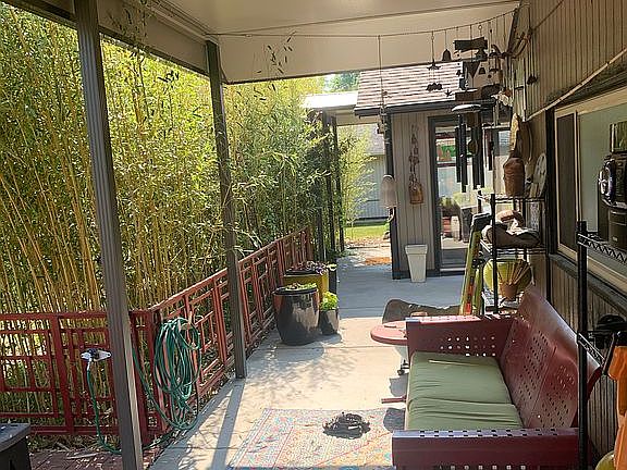 4th image of 21455 Meadows Edge Ln