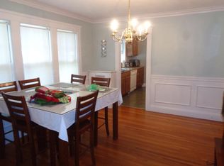 119-121 Oakley Rd #1, Belmont, MA 02478