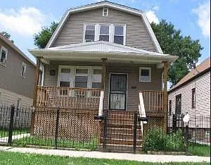 10624 S Edbrooke Ave #2