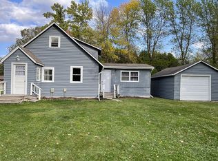1522 Cartway Dr, Thief River Falls, MN 56701