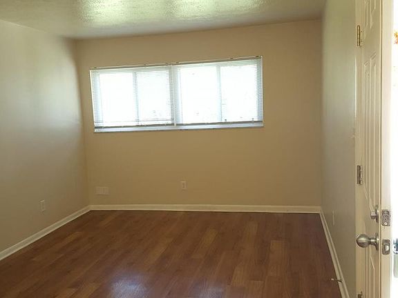 5th image of 2854 Joyce Ave APT D